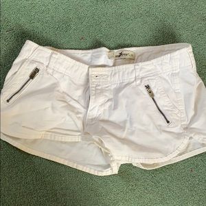 White Hollister cargo shorts